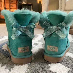 Ugg Blue Bailey Bows
